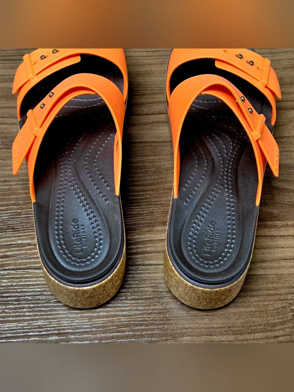 Crocs Brooklyn Buckle Platform Sandal 211252 Size 8 Orange & Cork